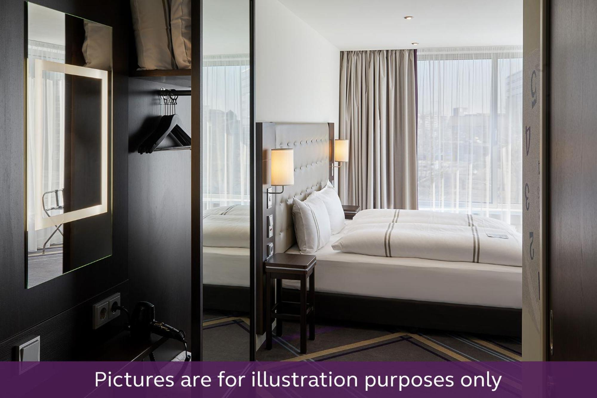 Premier Inn Muenchen City Schwabing Ngoại thất bức ảnh