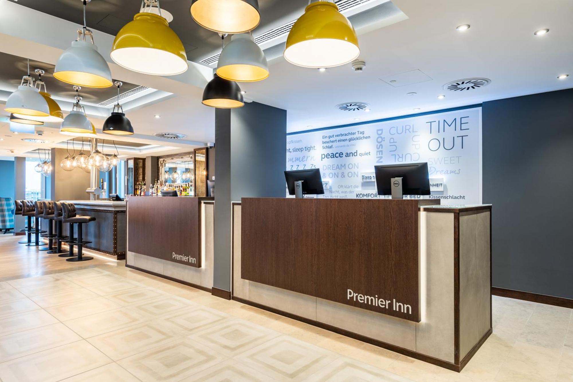 Premier Inn Muenchen City Schwabing Ngoại thất bức ảnh